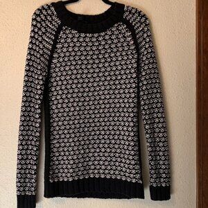 Worthington Black and White Long Chunky Crewneck Sweater - Size Medium